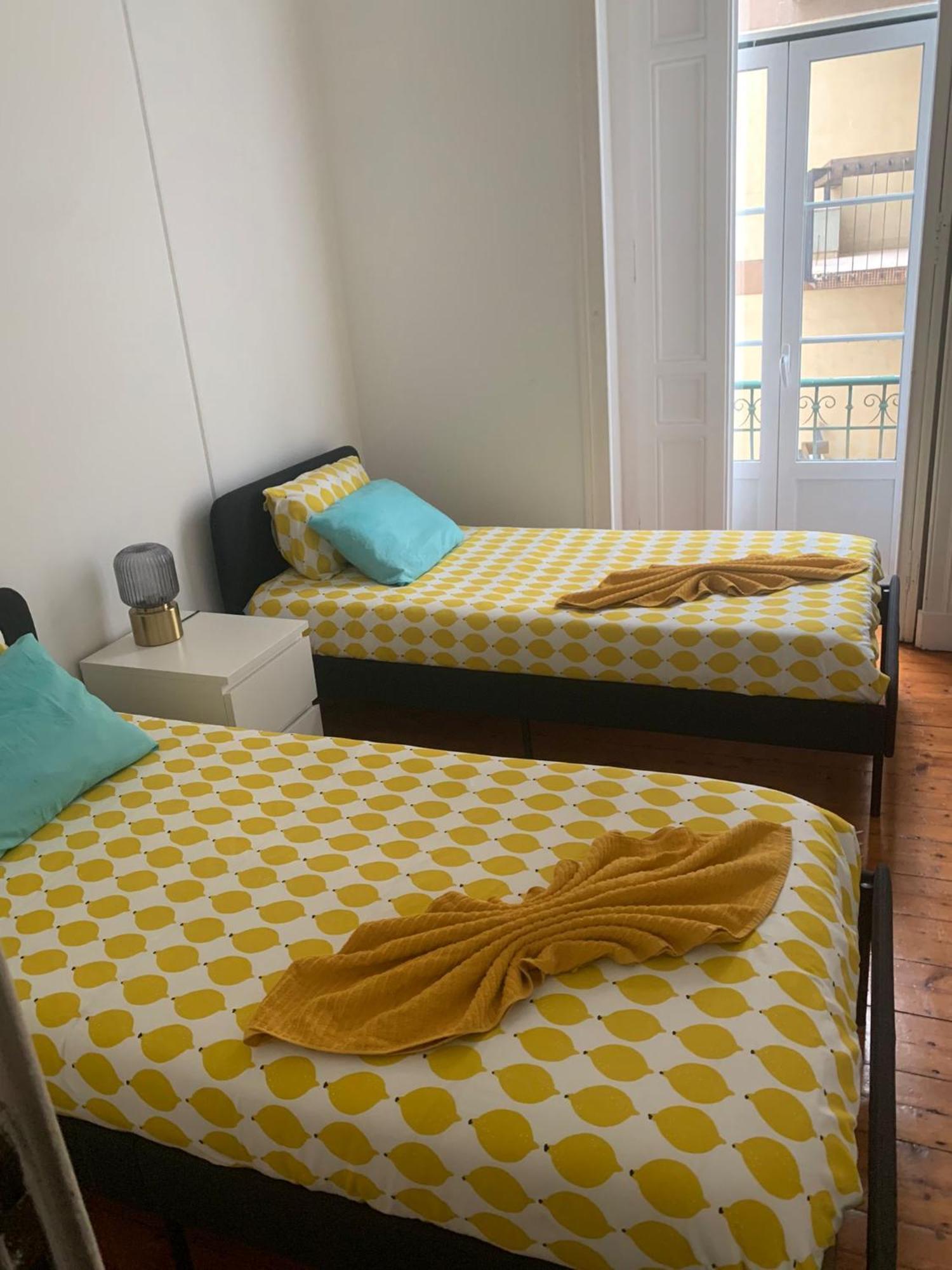 Garden Campo De Ourique Guest House - Hostel Lisboa Ngoại thất bức ảnh